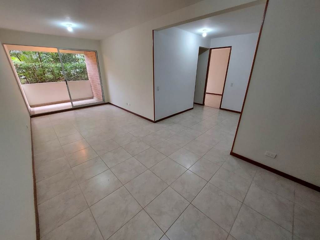 Apartamento en arriendo Antioquia Medellín Castropol 97 m2 Habitaciones 2 Baños 2 Garajes 2 Precio $2600000
