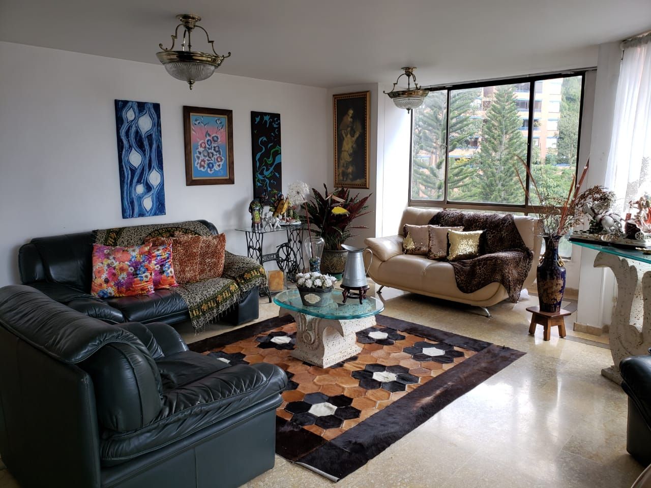 Apartamento en venta Antioquia Medellín El Poblado 140 m2 Habitaciones 3 Baños 6 Garajes 3 Precio $550000000