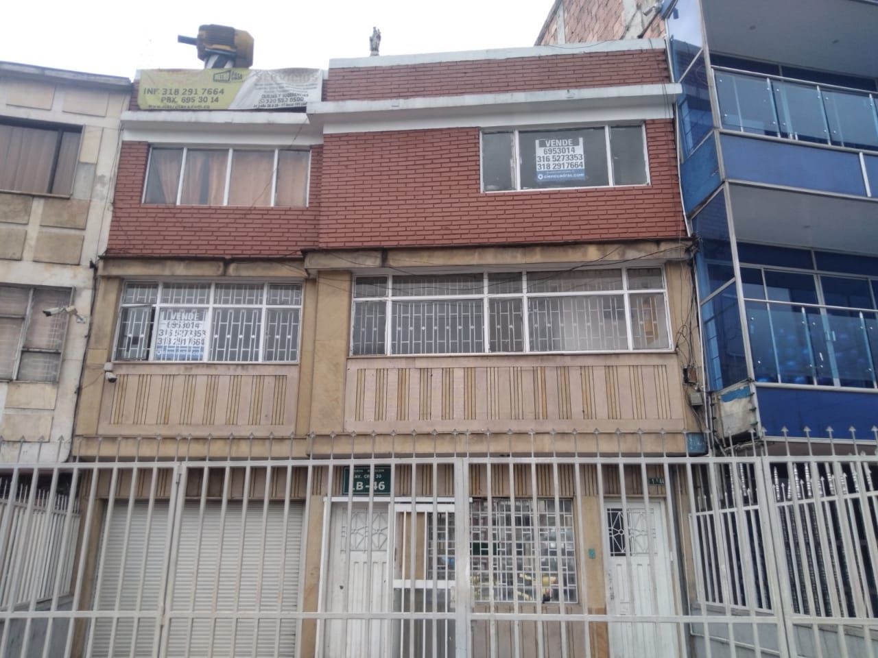 Casa en venta Cundinamarca Bogotá Santa Isabel 400 m2 Habitaciones 13 Baños 13 Garajes 4 Precio $1300000000