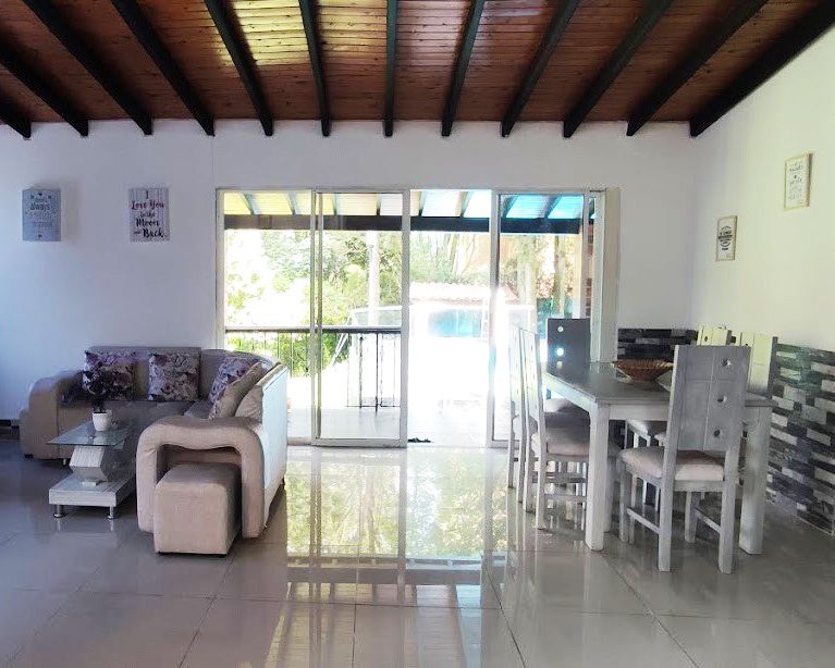 Casa en venta Antioquia Medellín Zuñiga 360 m2 Habitaciones 2 Baños 2 Garajes 12 Precio $5000000000