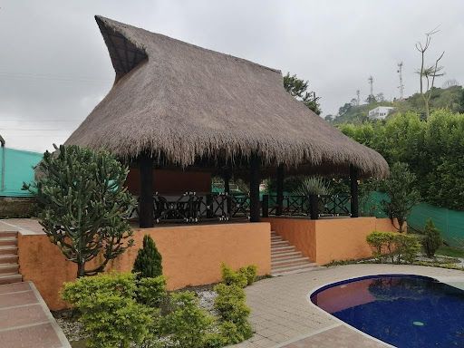 Casa en venta Risaralda Pereira Villa Maria 580 m2 Habitaciones 5 Baños 4 Garajes 10 Precio $1250000000