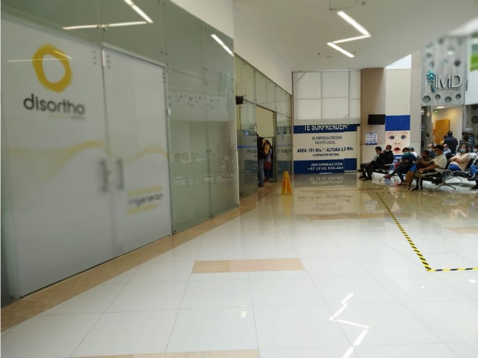 Local en venta Caldas Manizales Los Laureles 78 m2 Habitaciones 0 Baños 1 Garajes 0 Precio $550000000