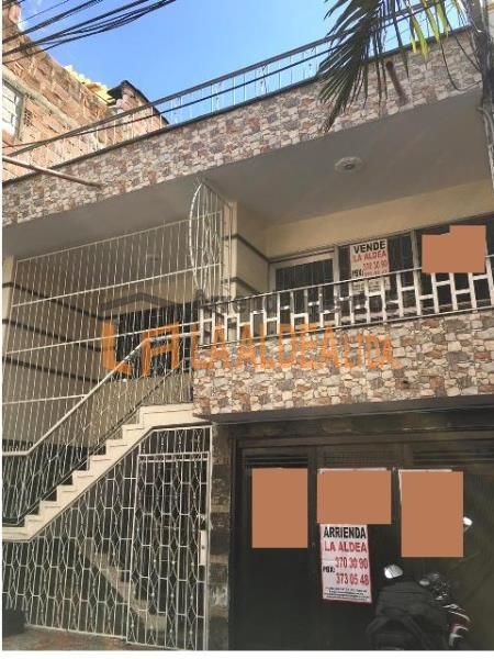 Casa en venta Antioquia Itagüí Santa María No 3 126 m2 Habitaciones 7 Baños 6 Garajes 2 Precio $740000000