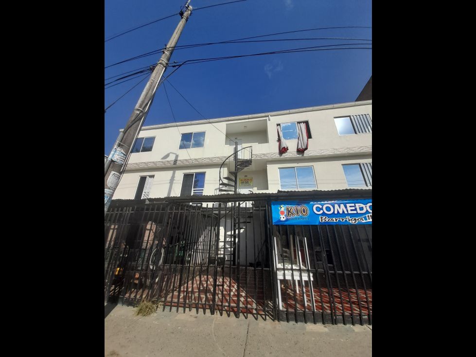 Edificio en venta Valle Del Cauca Cali Ciudad Córdoba 390 m2 Habitaciones 13 Baños 13 Garajes 7 Precio $400000000