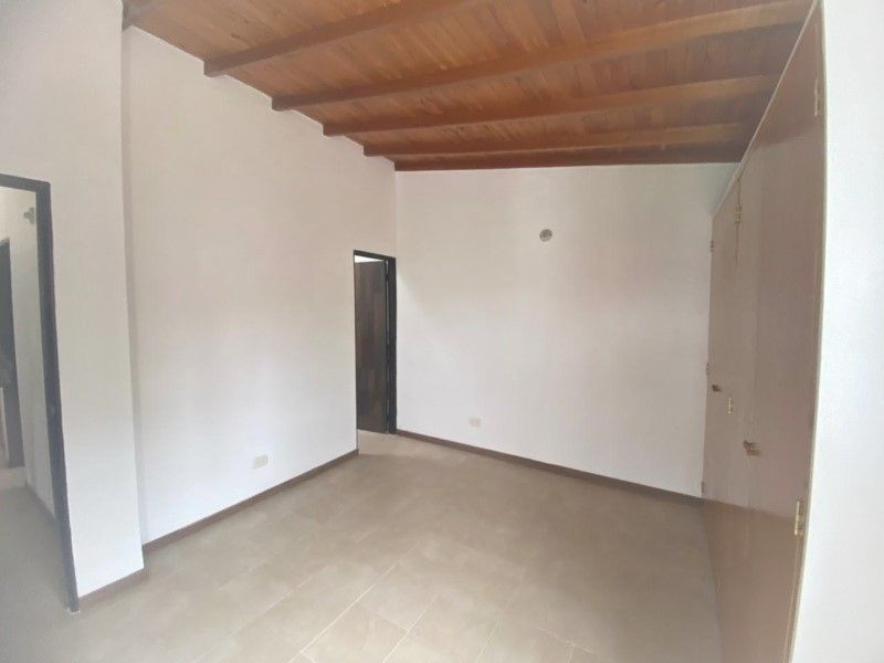 Apartamento en venta Antioquia La Ceja Cuatro Esqunas 157 m2 Habitaciones 3 Baños 2 Garajes 2 Precio $295000000