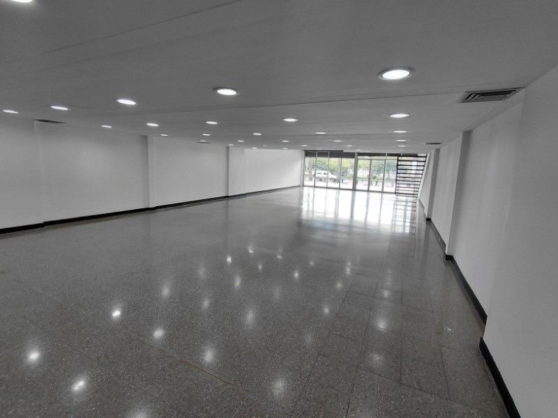 Local en arriendo Antioquia Medellín Shellmar 316 m2 Habitaciones 0 Baños 2 Garajes 3 Precio $25342130