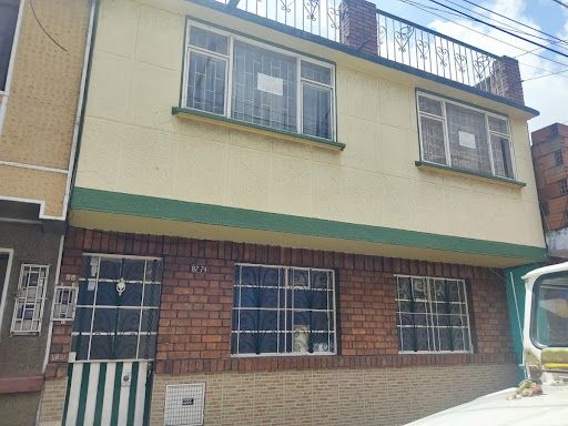 Casa en venta Cundinamarca Bogotá Los Cerezos 175 m2 Habitaciones 8 Baños 4 Garajes 0 Precio $650000000
