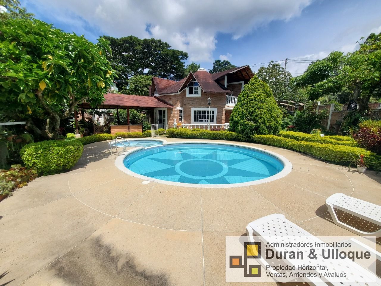 Casa Campestre en venta Santander Piedecuesta Las Amarillas 1000 m2 Habitaciones 4 Baños 6 Garajes 3 Precio $990000000