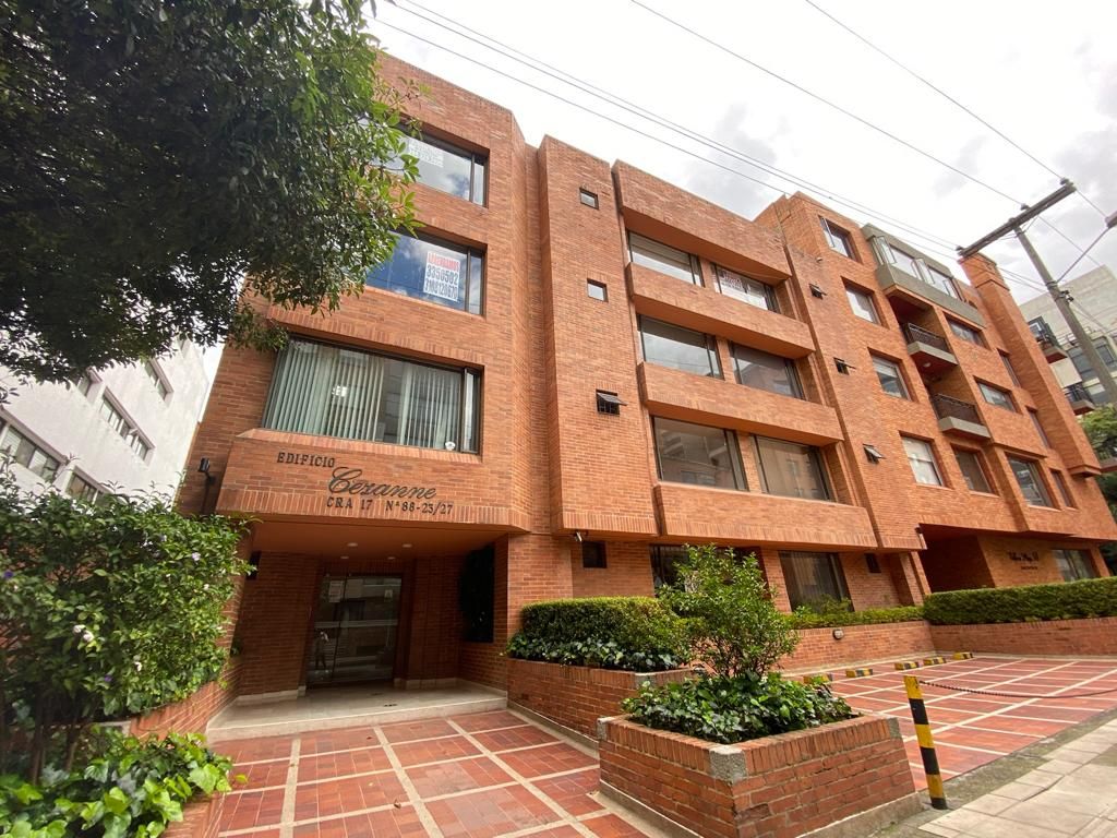 Oficina en venta Cundinamarca Bogotá Chico 50 m2 Habitaciones 0 Baños 0 Garajes 2 Precio $350000000