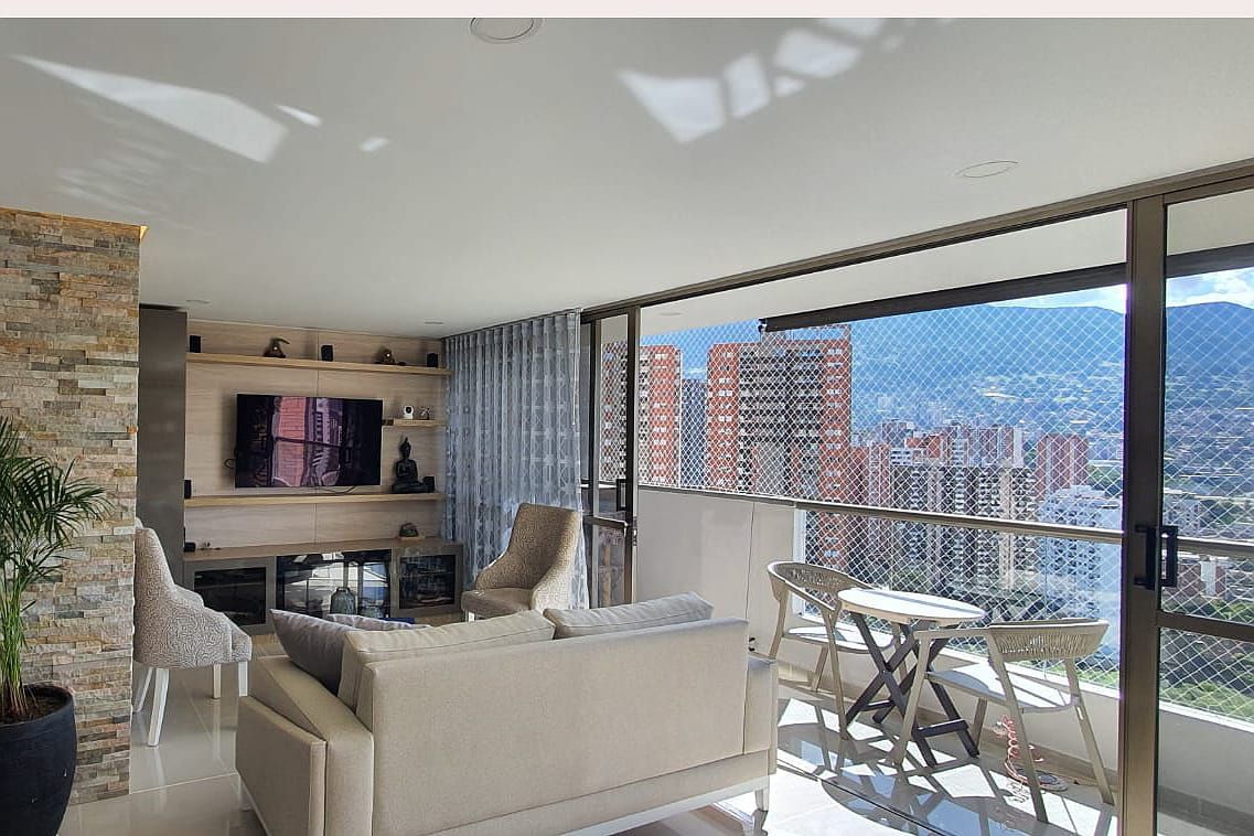 Apartamento en venta Antioquia Sabaneta San Joaquín 119 m2 Habitaciones 3 Baños 6 Garajes 3 Precio $670000000