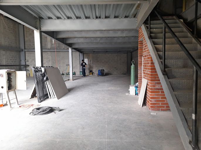 Bodega en arriendo Antioquia La Estrella Villas Del Carmen 510 m2 Habitaciones 0 Baños 4 Garajes 5 Precio $13000000