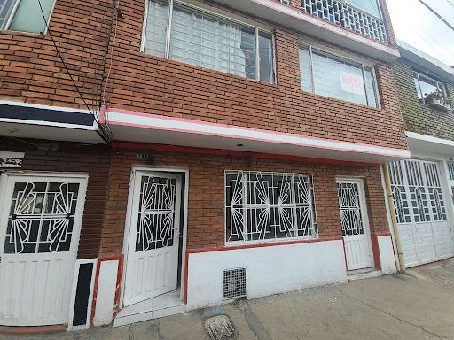 Casa en venta Cundinamarca Bogotá Alqueria La Fragua 230 m2 Habitaciones 7 Baños 4 Garajes 1 Precio $500000000
