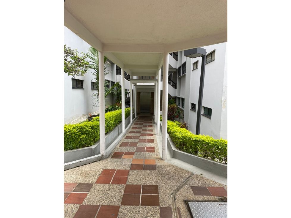 Apartamento en venta Santander Floridablanca Conjunto Torres De Cañaveral 110 m2 Habitaciones 3 Baños 2 Garajes 3 Precio $650000000