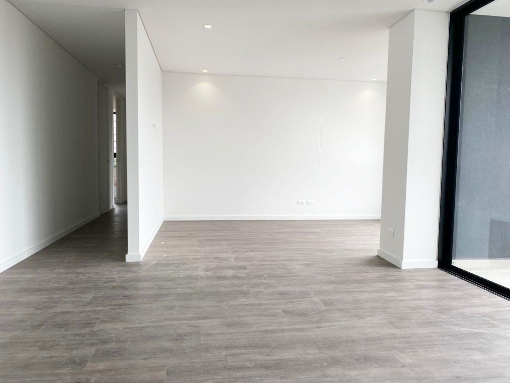 Apartamento en arriendo Antioquia Medellín Castropol 111 m2 Habitaciones 2 Baños 4 Garajes 3 Precio $7100000