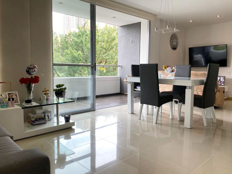 Apartamento en venta Antioquia Medellín Simesa 90 m2 Habitaciones 2 Baños 4 Garajes 3 Precio $725000000