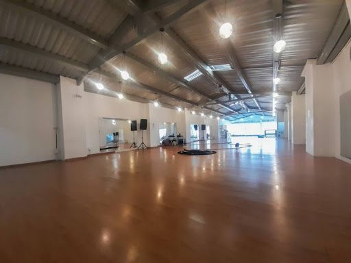 Bodega en arriendo Antioquia Envigado Zona Centro 350 m2 Habitaciones 0 Baños 2 Garajes 0 Precio $9900000