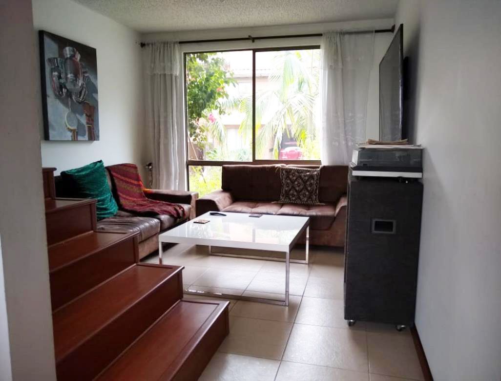 Casa en venta Antioquia Envigado Zona Centro 157 m2 Habitaciones 3 Baños 4 Garajes 3 Precio $720000000