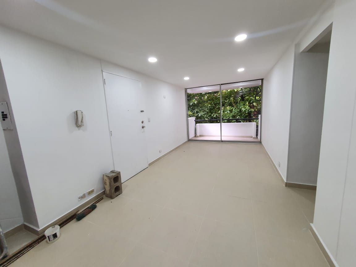 Apartamento en venta Antioquia Medellín San Diego 100 m2 Habitaciones 3 Baños 2 Garajes 1 Precio $400000000