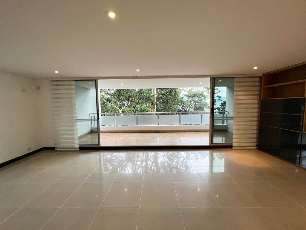 Apartamento en venta Antioquia Medellín Los Balsos No1 223 m2 Habitaciones 3 Baños 6 Garajes 3 Precio $1350000000