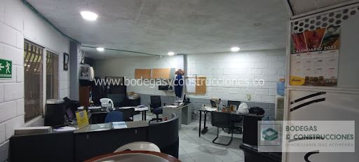 Bodega en venta Antioquia Itagüí San Gabriel 570 m2 Habitaciones 0 Baños 4 Garajes 4 Precio $1200000000