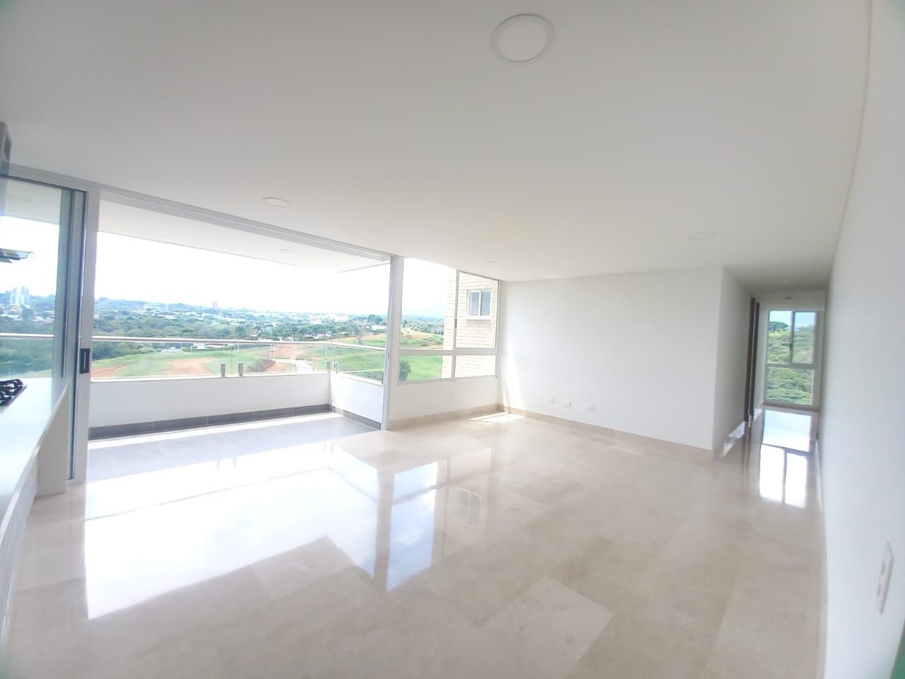 Apartamento en venta Valle Del Cauca Cali Ciudad Jardín 231 m2 Habitaciones 4 Baños 6 Garajes 5 Precio $960000000