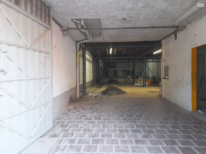 Bodega en arriendo Antioquia Medellín San Diego 640 m2 Habitaciones 0 Baños 4 Garajes 3 Precio $18500000