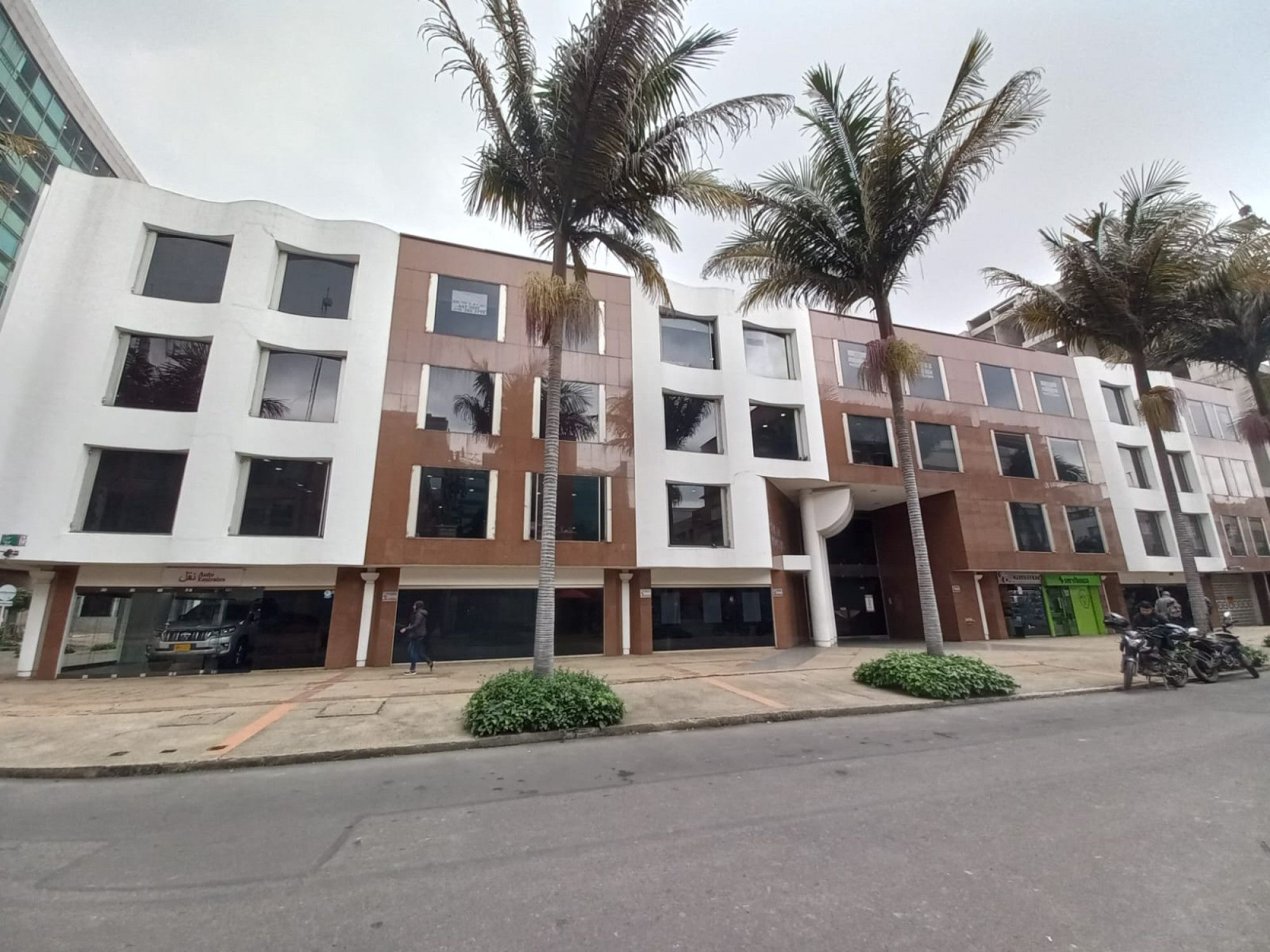 Oficina en venta Cundinamarca Bogotá Chicó Norte 84 m2 Habitaciones 0 Baños 1 Garajes 1 Precio $450000000