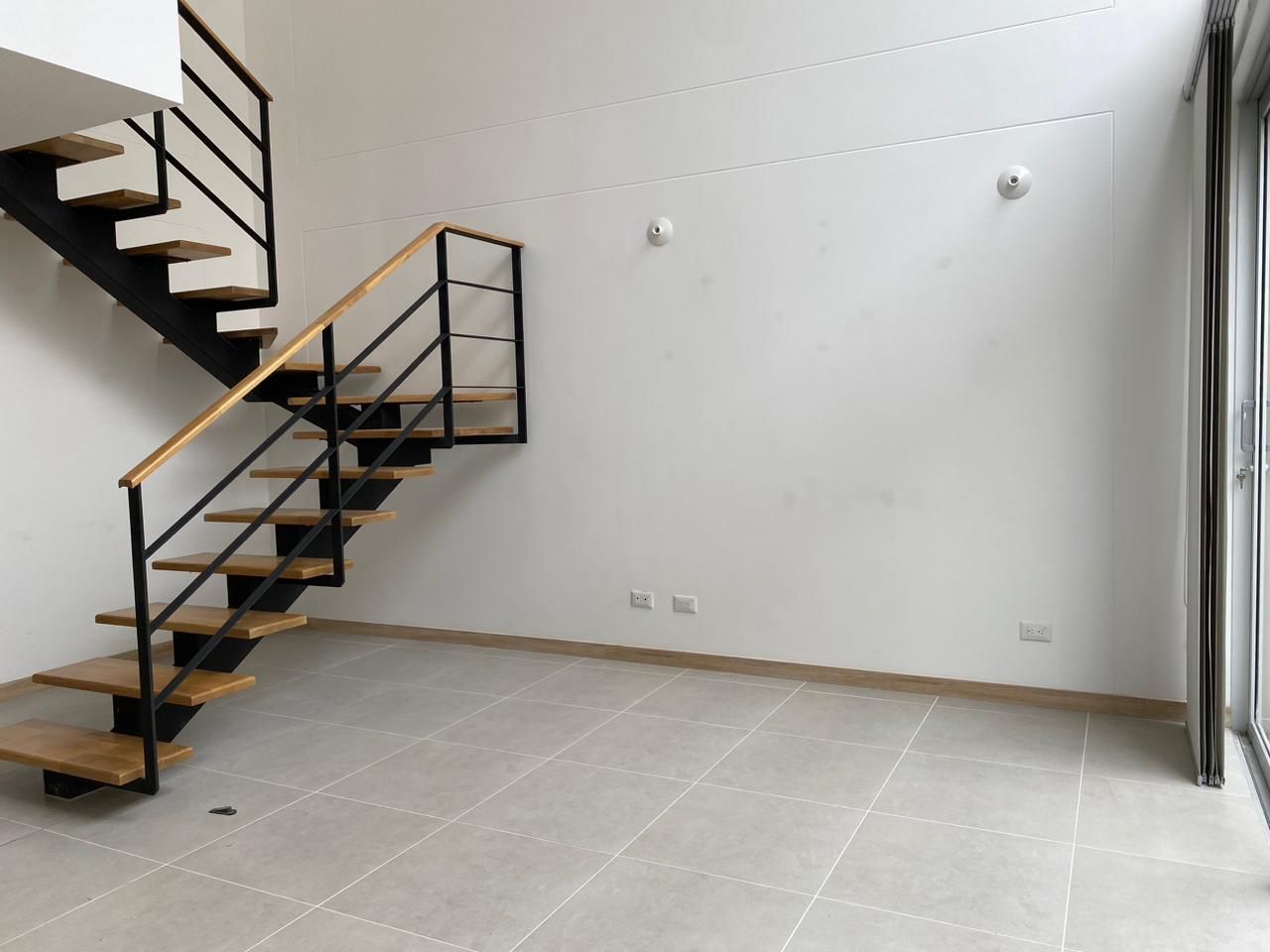 Casa en arriendo o venta Antioquia Rionegro Gualanday 166 m2 Habitaciones 3 Baños 4 Garajes 3 Precio venta $850000000 Precio arriendo $5800000