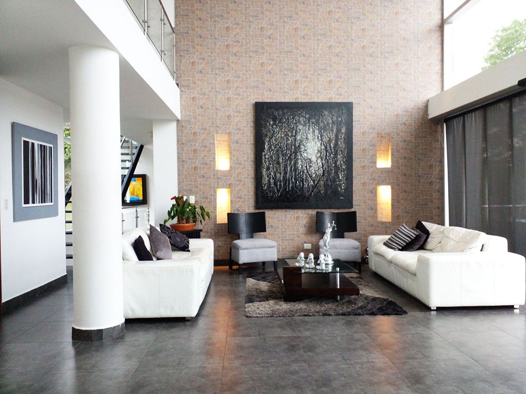 Casa en arriendo Antioquia Envigado El Chocho 1650 m2 Habitaciones 5 Baños 15 Garajes 17 Precio $37200000