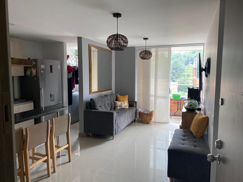 Apartamento en venta Antioquia Envigado Señorial 70 m2 Habitaciones 3 Baños 2 Garajes 2 Precio $450000000