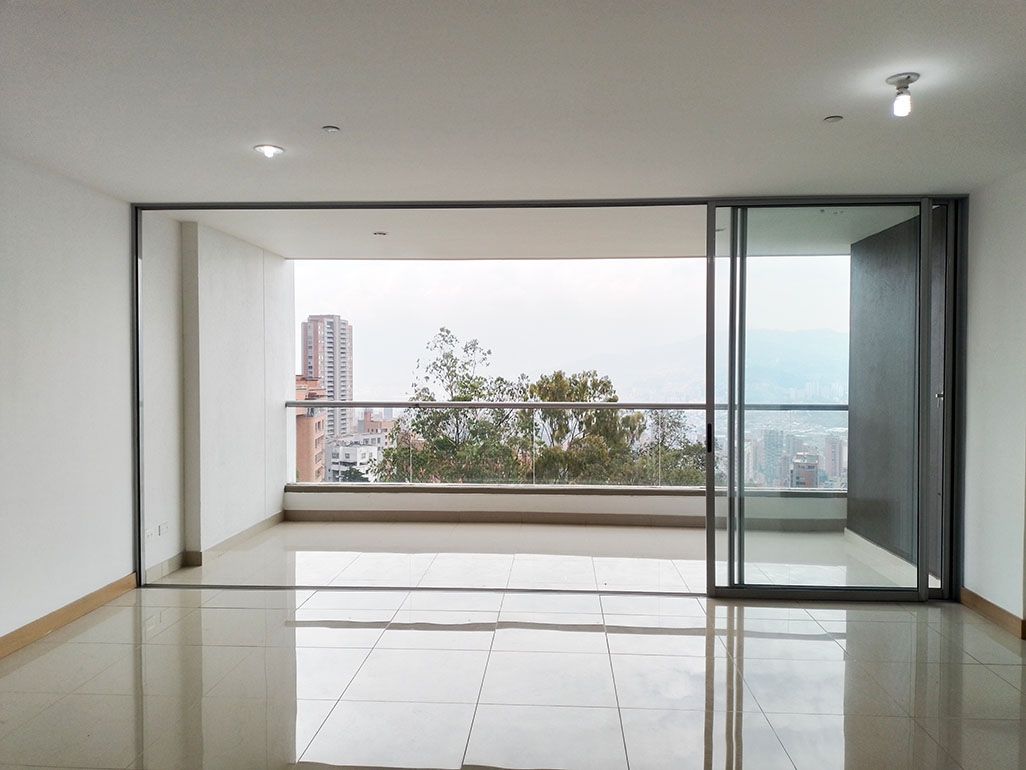 Apartamento en venta Antioquia Medellín Las Lomas No1 95 m2 Habitaciones 2 Baños 4 Garajes 3 Precio $690000000
