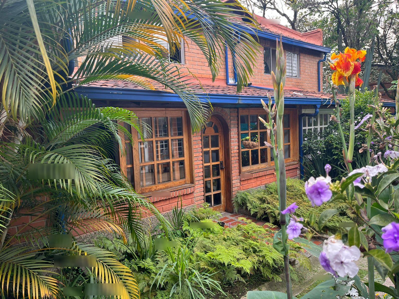 Casa en venta Antioquia Medellín La Mota 164 m2 Habitaciones 4 Baños 6 Garajes 3 Precio $850000000