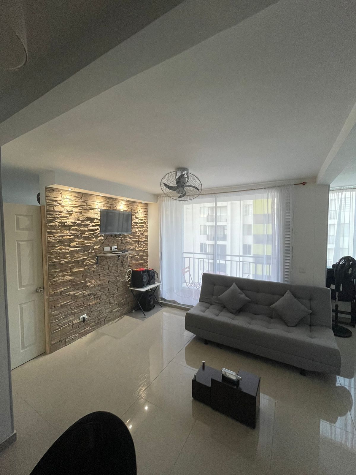 Apartamento en venta Cundinamarca Ricaurte Ricaurte 45 m2 Habitaciones 2 Baños 2 Garajes 2 Precio $172000000