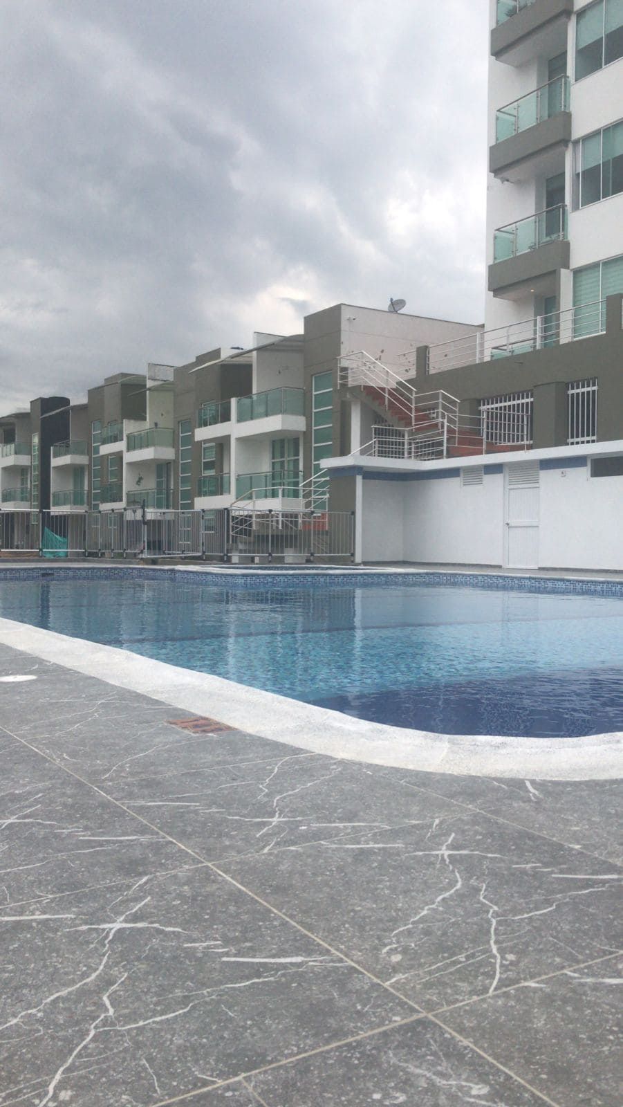 Casa en venta Cundinamarca Fusagasugá Cr Parques De La Florida 209 m2 Habitaciones 5 Baños 8 Garajes 2 Precio $465000000