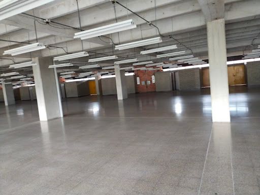 Oficina en arriendo Antioquia Medellín Shellmar 1940 m2 Habitaciones 0 Baños 20 Garajes 29 Precio $143124800