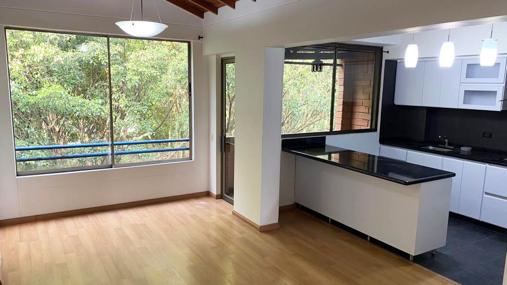 Apartamento en venta Antioquia Medellín Zuñiga 85 m2 Habitaciones 3 Baños 2 Garajes 2 Precio $400000000