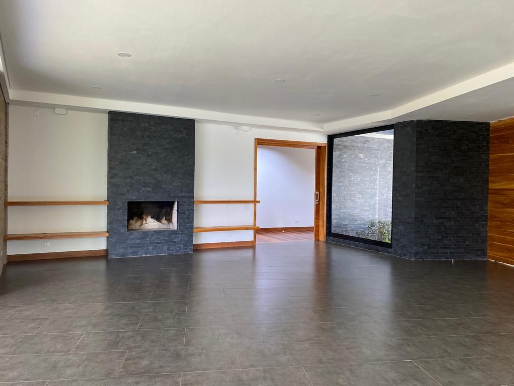 Casa en venta Antioquia Rionegro Llanogrande 380 m2 Habitaciones 3 Baños 6 Garajes 3 Precio $2700000000