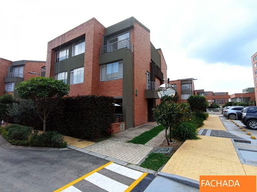 Casa en venta Cundinamarca Mosquera Mosquera 134 m2 Habitaciones 4 Baños 3 Garajes 2 Precio $630000000