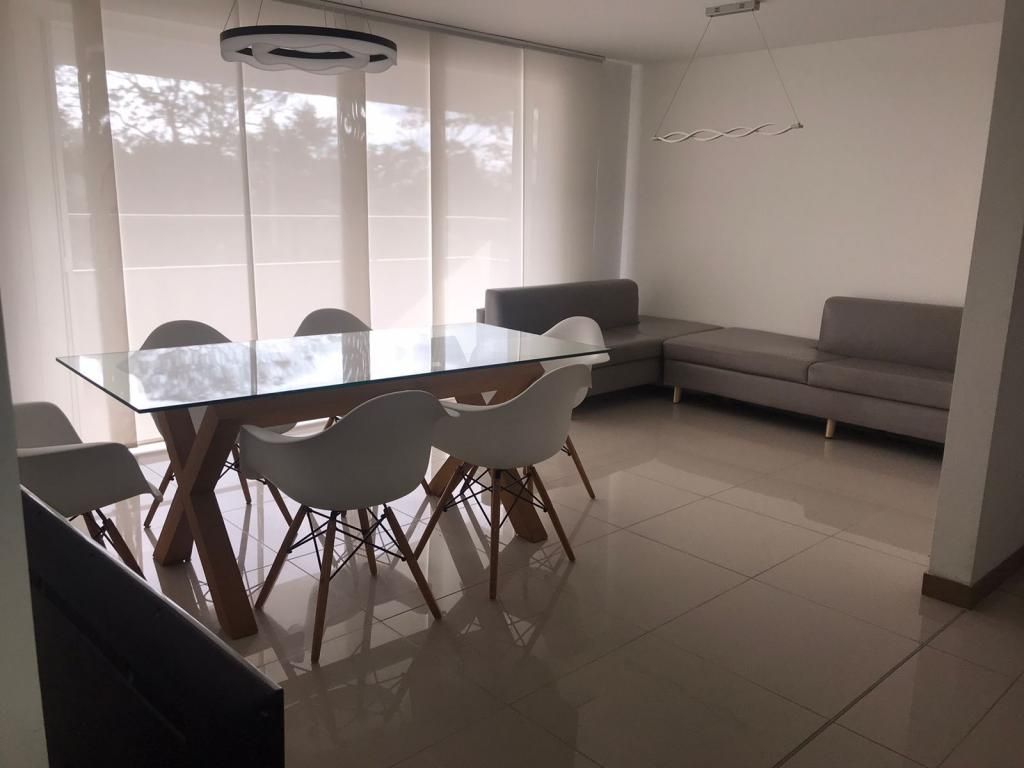 Apartamento en venta Valle Del Cauca Cali Parcelaciones Pance 136 m2 Habitaciones 3 Baños 8 Garajes 3 Precio $650000000