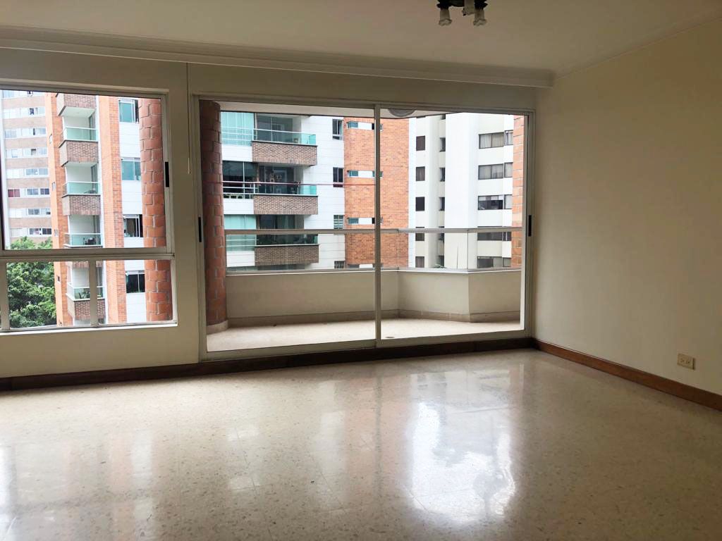 Apartamento en arriendo Antioquia Medellín Santa Maria De Los Angeles 150 m2 Habitaciones 3 Baños 4 Garajes 3 Precio $4450000