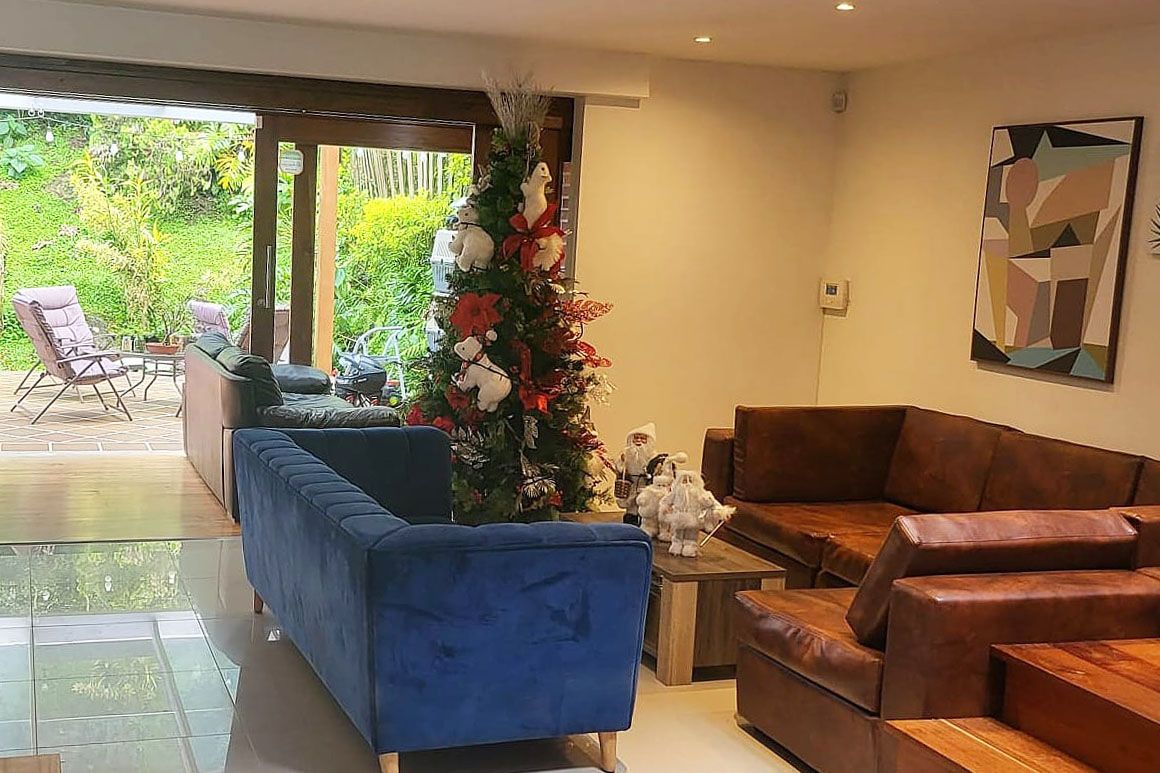 Casa en arriendo Antioquia Envigado La Abadia 380 m2 Habitaciones 3 Baños 6 Garajes 5 Precio $7800000