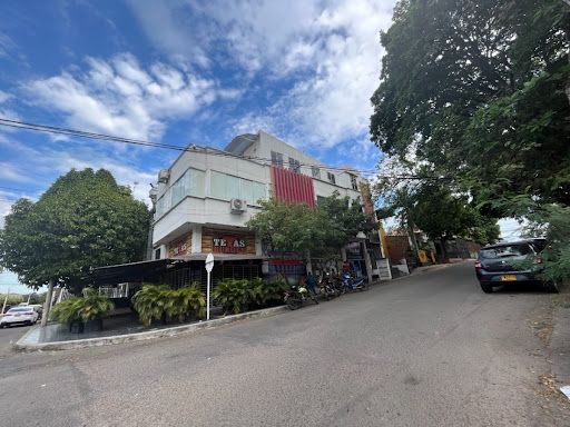 Edificio en venta Huila Neiva Jose Eustacio Rivera 506 m2 Habitaciones 1 Baños 15 Garajes 1 Precio $1650000000