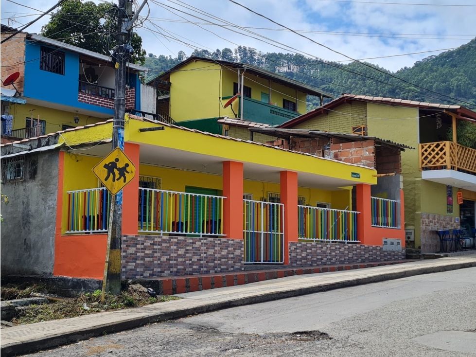 Local en venta Antioquia Venecia Venecia 62 m2 Habitaciones 0 Baños 1 Garajes 0 Precio $130000000