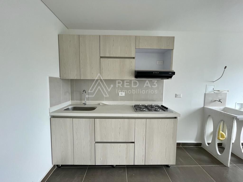 Apartaestudio en venta Risaralda Pereira Los Angeles 40 m2 Habitaciones 1 Baños 0 Garajes 2 Precio $330000000