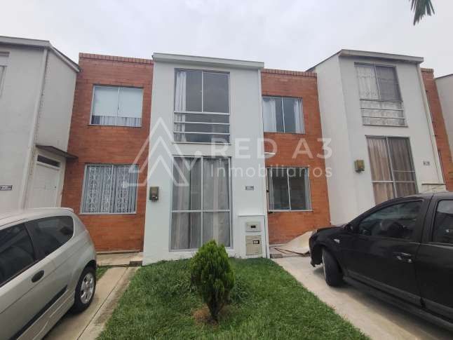 Casa en venta Risaralda Pereira Pereira 104 m2 Habitaciones 4 Baños 2 Garajes 2 Precio $350000000