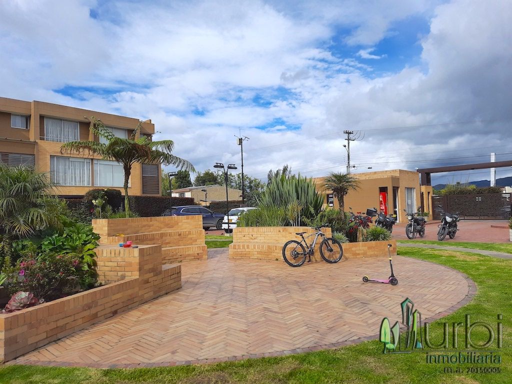 Casa en venta Cundinamarca Cajicá El Cortijo 132 m2 Habitaciones 3 Baños 6 Garajes 3 Precio $635000000