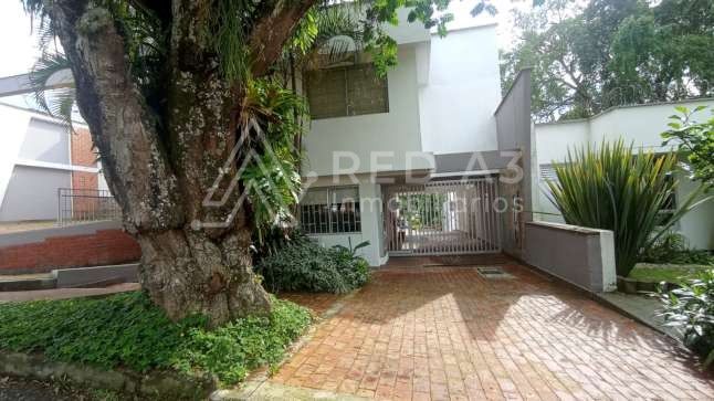 Apartamento en venta Risaralda Pereira Los Alamos 86 m2 Habitaciones 2 Baños 2 Garajes 2 Precio $350000000