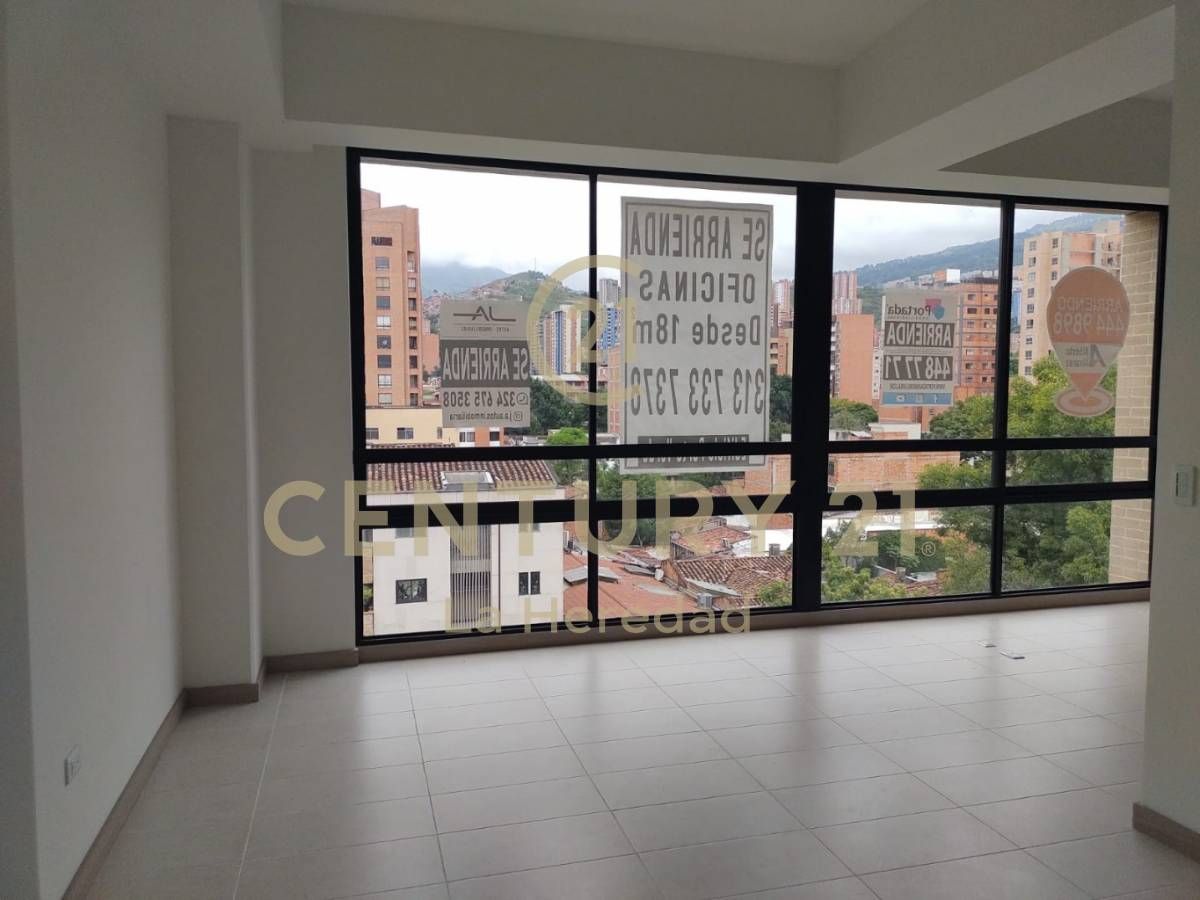 Oficina en arriendo Antioquia Medellín La Floresta 43 m2 Habitaciones 0 Baños 1 Garajes 0 Precio $3550000