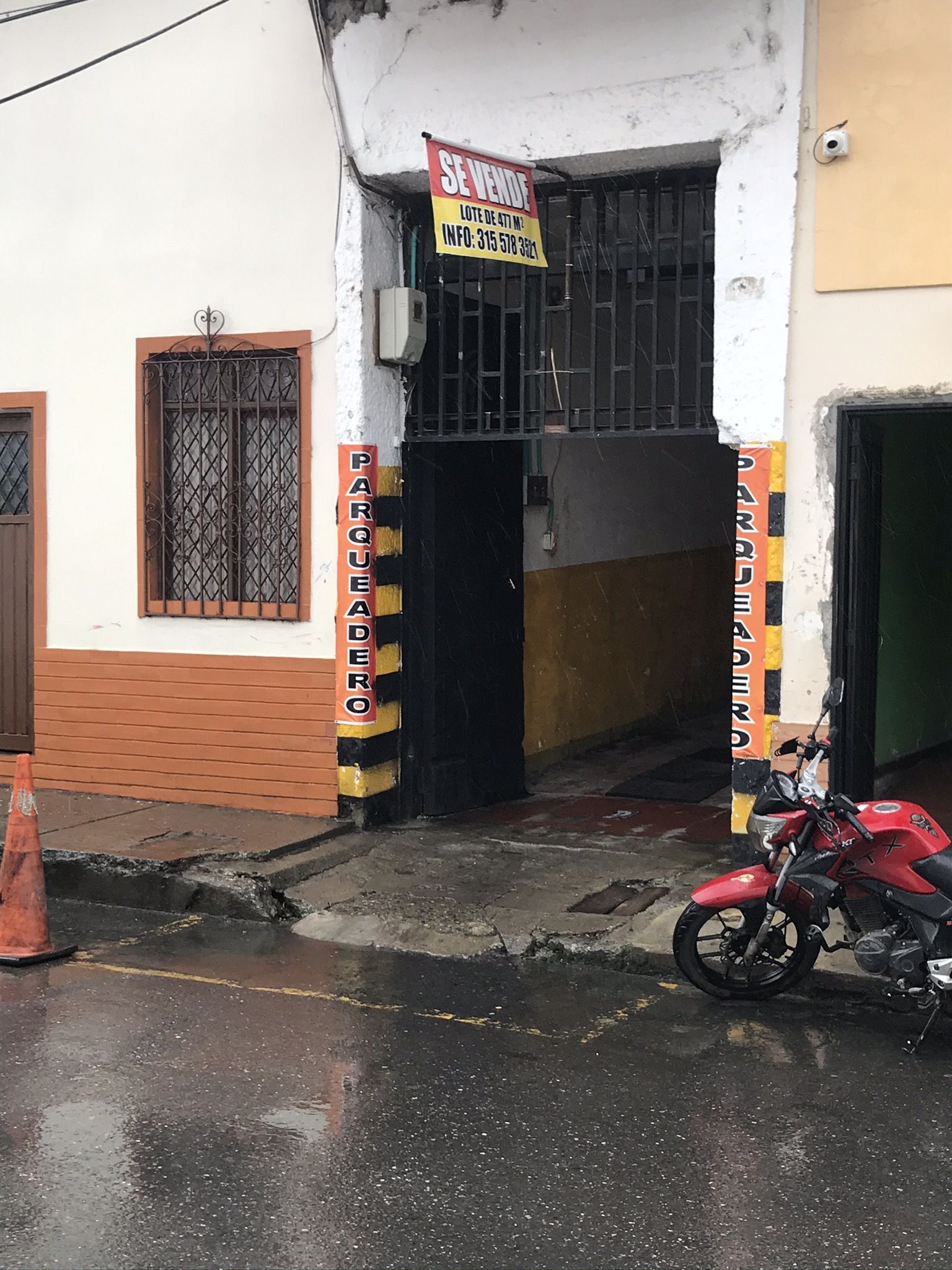 Parqueadero en venta Cauca Popayán San Camilo 466 m2 Habitaciones 0 Baños 10 Garajes 12 Precio $750000000