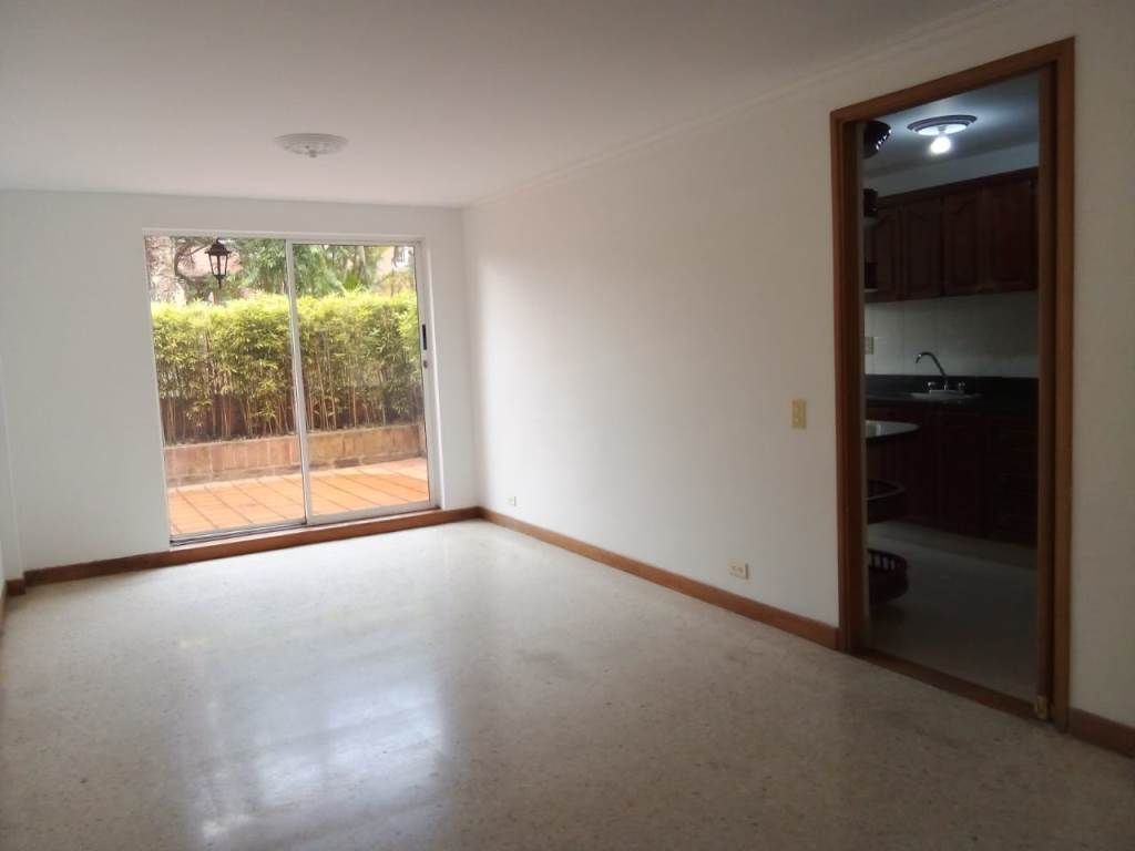 Casa en venta Antioquia Medellín Castropol 155 m2 Habitaciones 2 Baños 4 Garajes 3 Precio $680000000